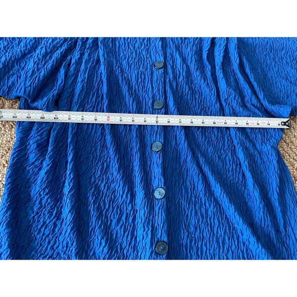 Vtg. RICCARDO Electric Blue Crinkle fabric Swing Coat - Picture 8 of 9